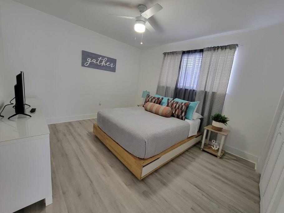 Apartmán Sol Miami #1 With Free Parking On Premises Exteriér fotografie